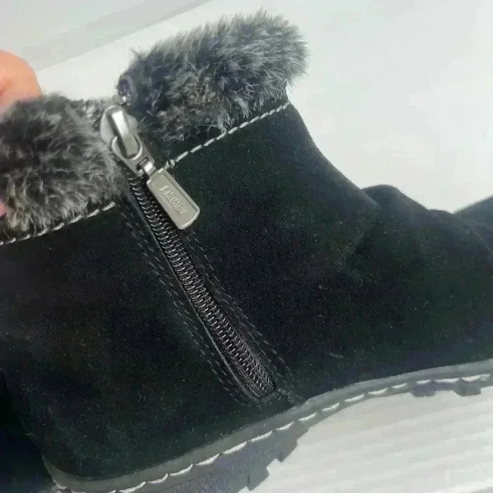 Khombu Lindsey Ladies' All Weather Black Suede Top Faux Fur Boots Size 7m